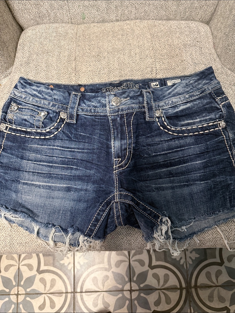 Miss me rhinestone size 30